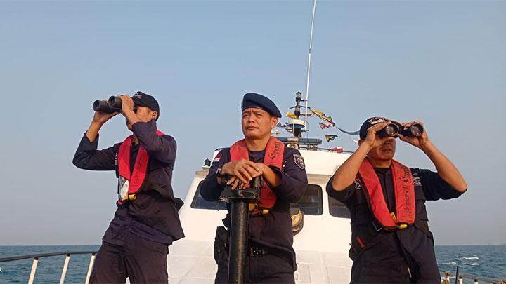 Vessel Sinking at Thousand Islands, Govt Deploys Patrol Boats